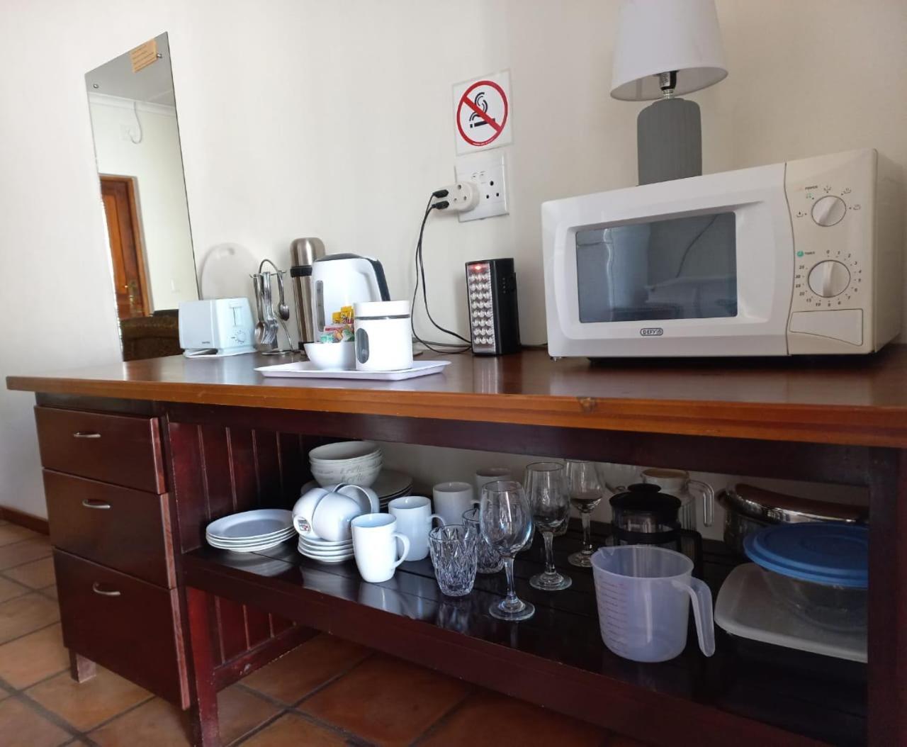 Aant Dorpseind Hotell Vanrhynsdorp Exteriör bild